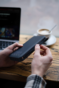 Thumbnail for Banque d'alimentation Titan Ultra 200W - 27.000 mAh - XB4